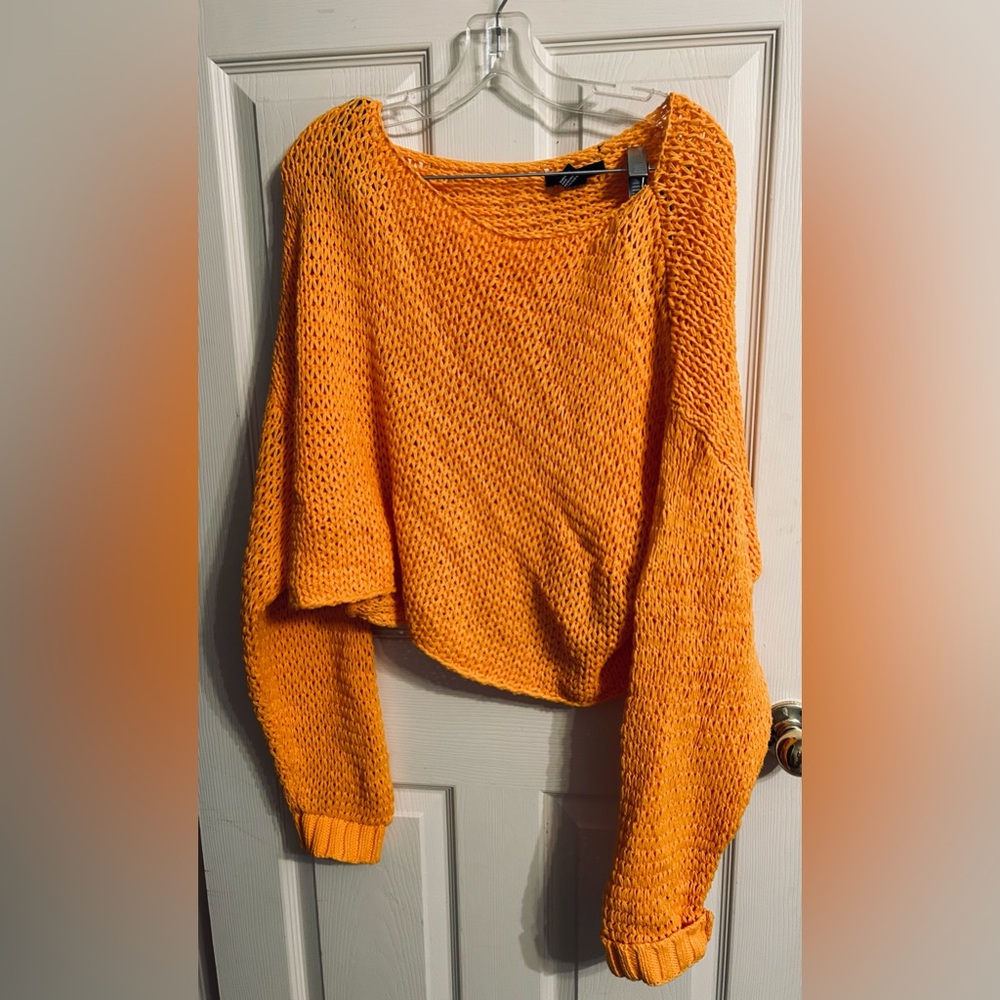 Forever 21 sweater - large - like new
